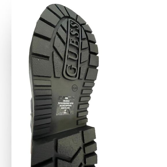 NWT Guess Women’s Leeda 2 Cold Weather Winter Snow Boots Gray Size 8.5 - Picture 5 of 9